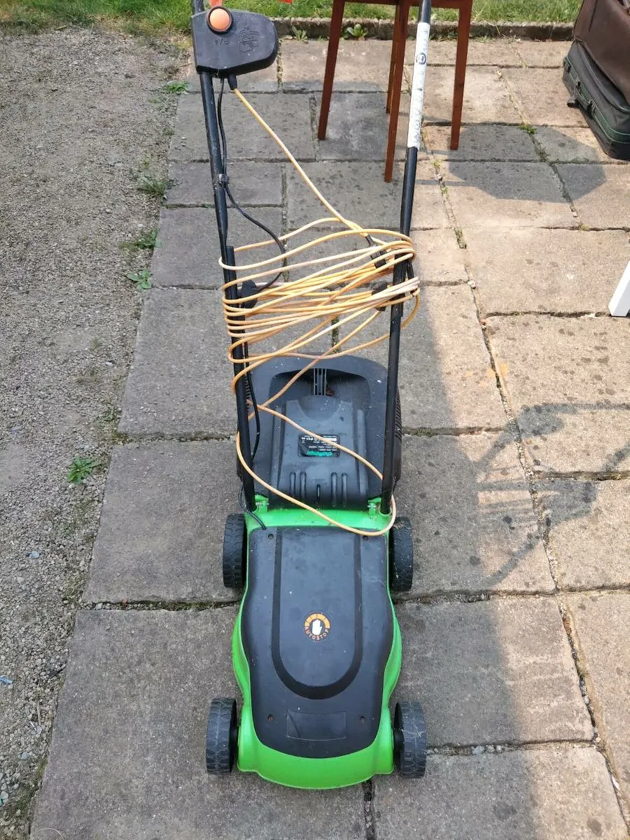 Electric Lawnmower - Image 1