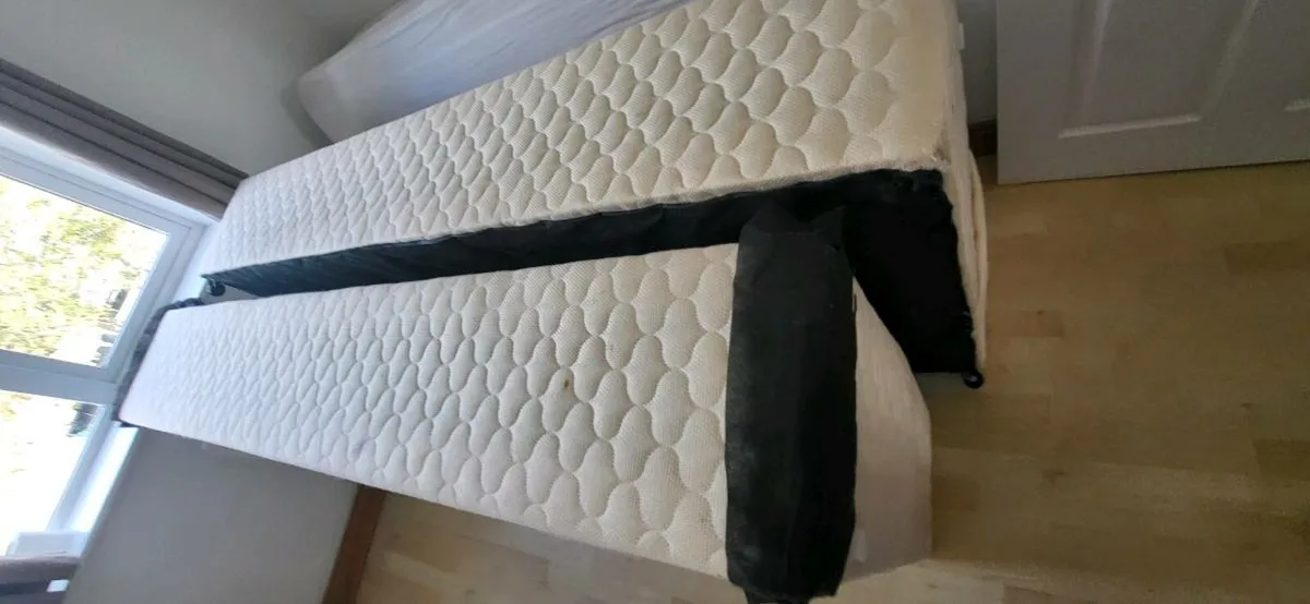 Single bed with mattress - Image 2