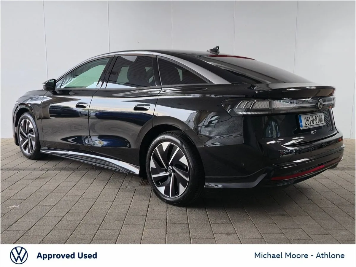 Volkswagen ID.7 Tourer PRO Plus 286 BHP - Image 3
