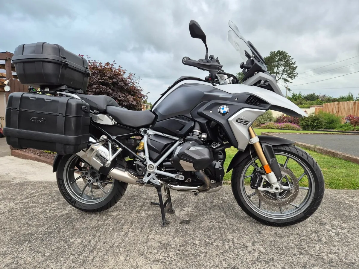 BMW R1250GS - Image 1