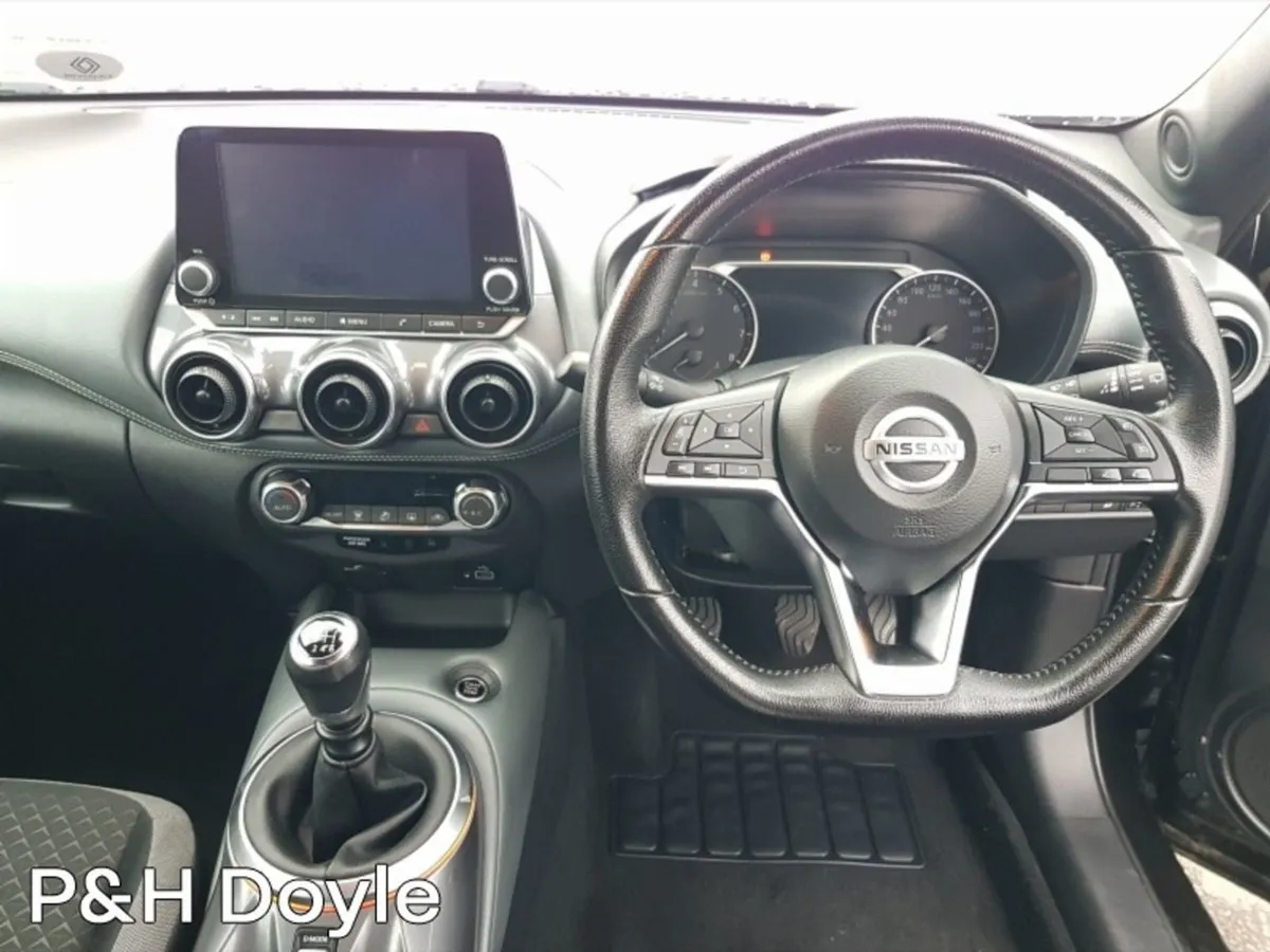 Nissan Juke SV Premium - Image 2