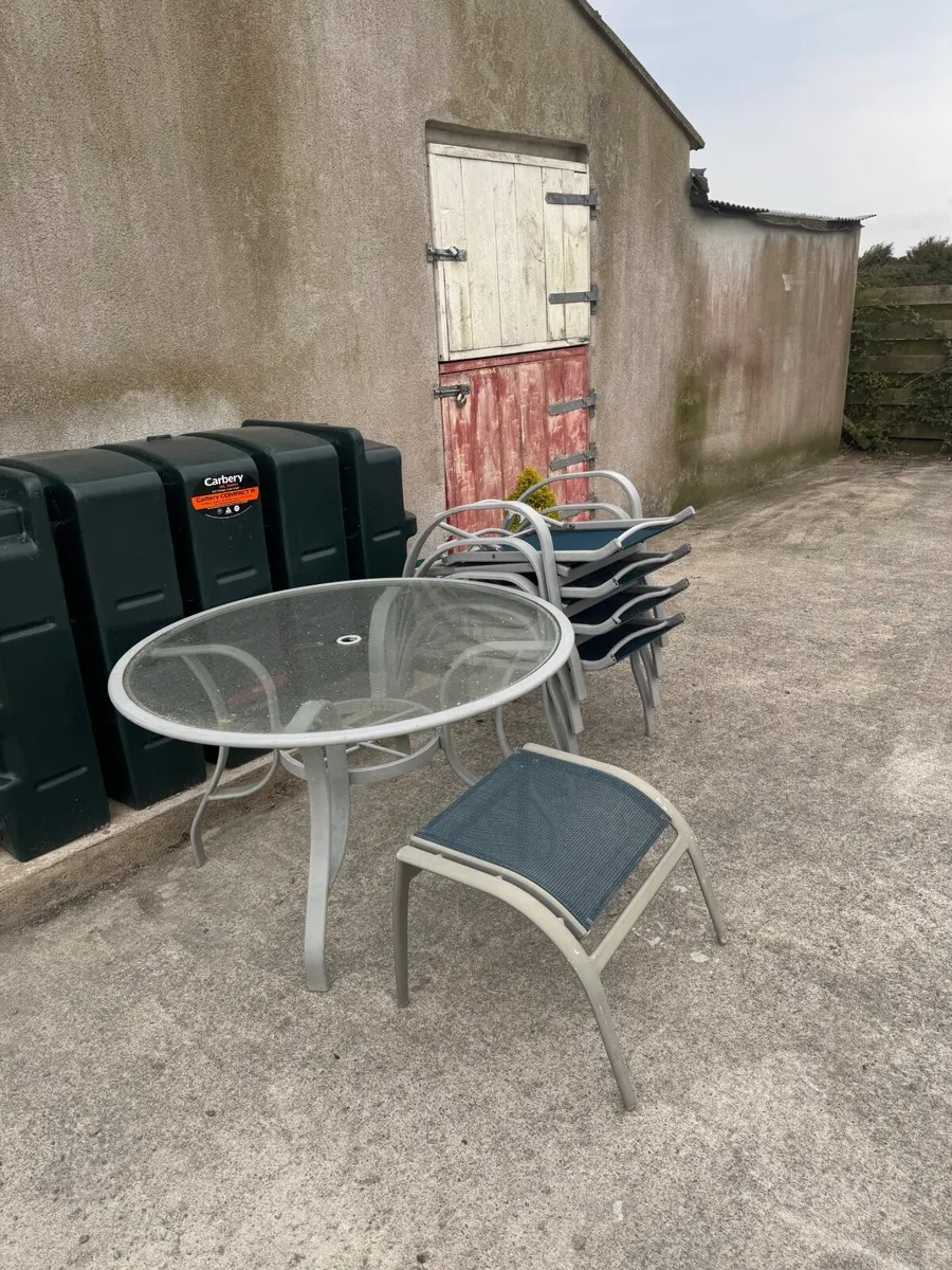 Patio set - table, 4 chairs and foot stool. - Image 2