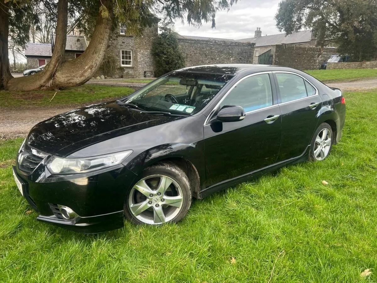Honda Accord 2011 Automatic - Image 2