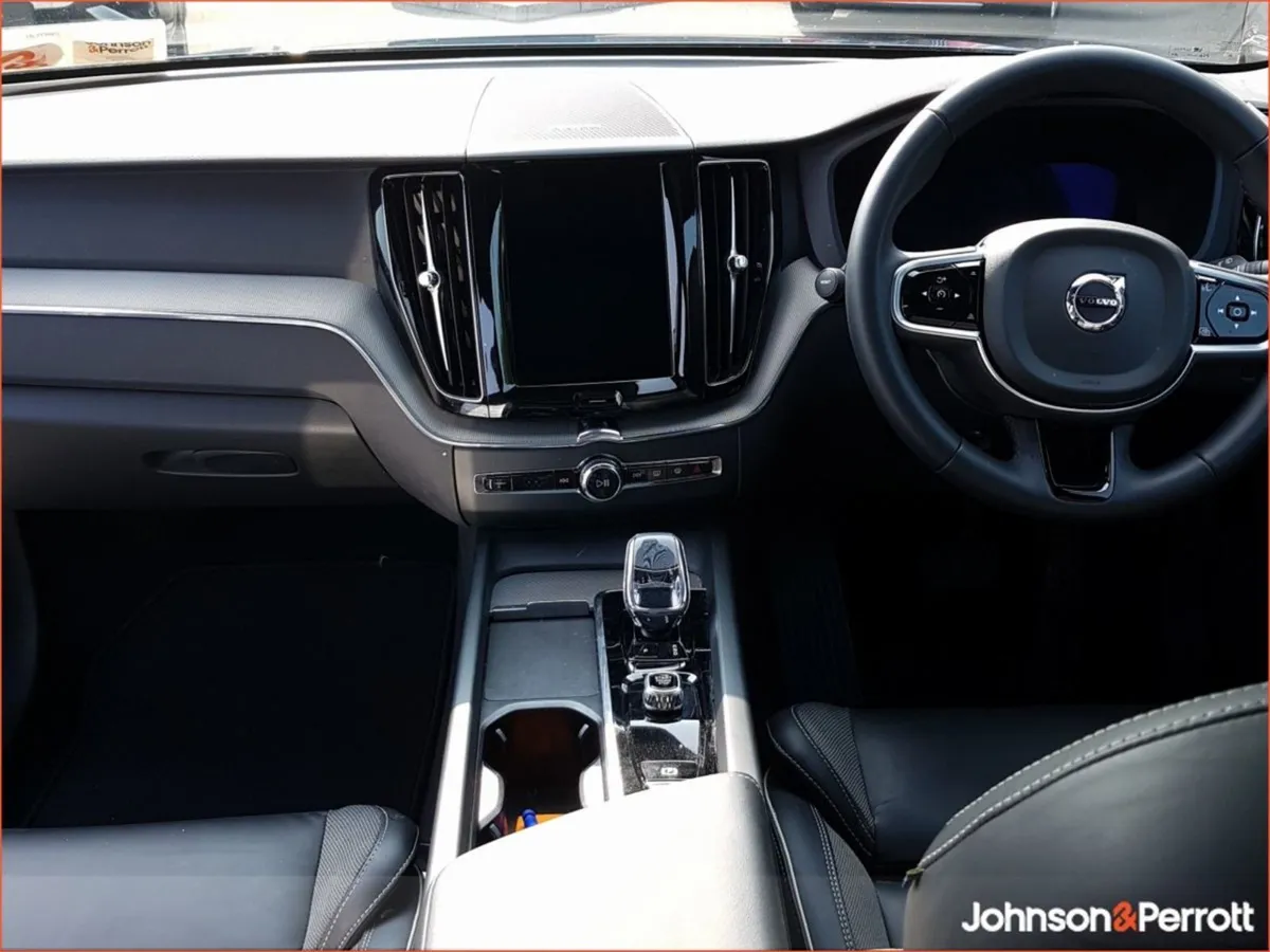 Volvo XC60 T6 AWD Plus Dark Phev (adaptive Cruise - Image 2