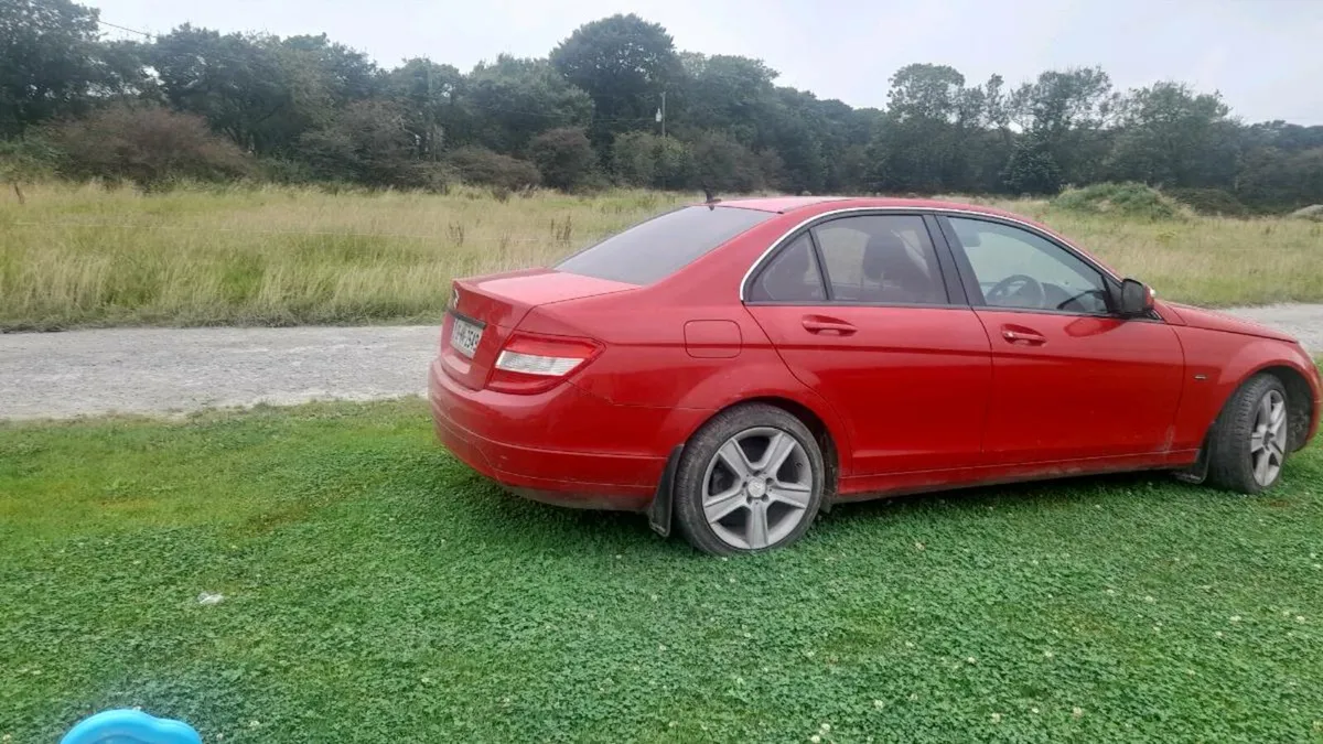 Mercedes c class - Image 2