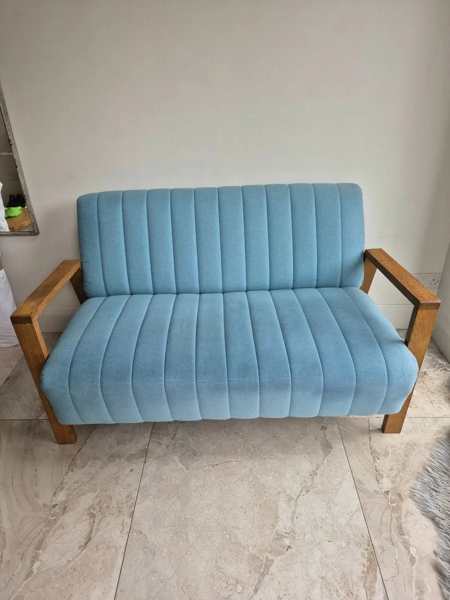 couch - Image 2