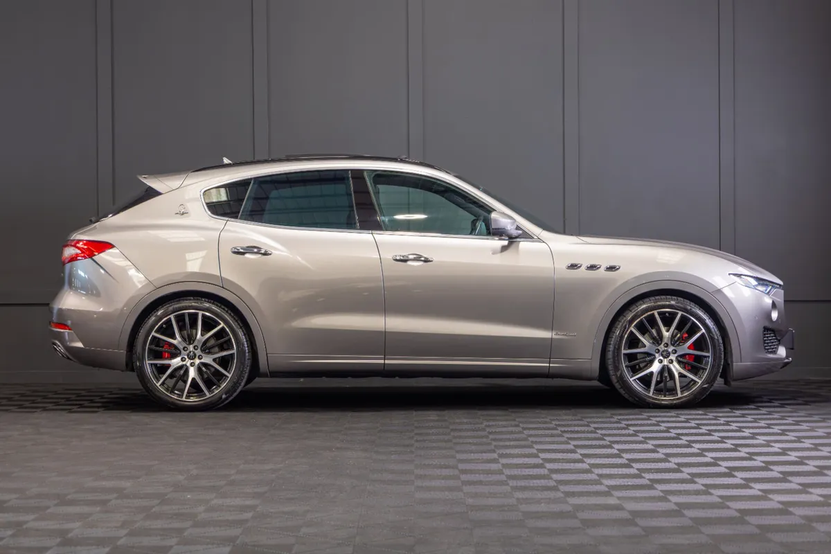 2017 Maserati Levante 3.0D V6 - Image 2