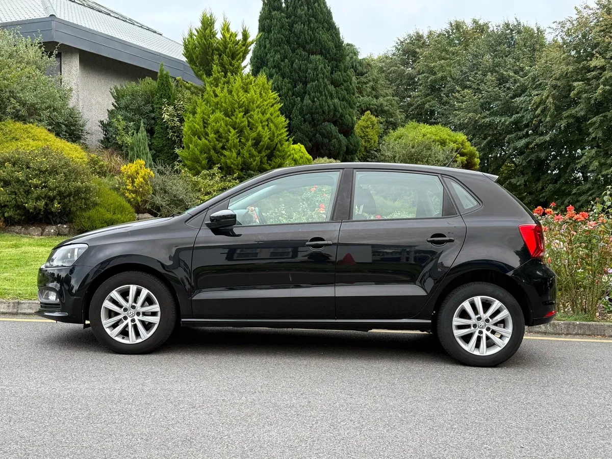 2016 VOLKSWAGEN POLO 1.0HP **LOW MILEAGE** - Image 4