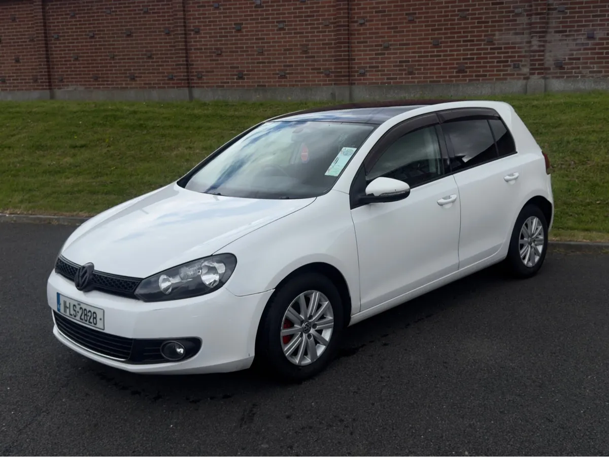 *New Nct *2011 Volkswagen Golf 1.2 Auto - Image 1