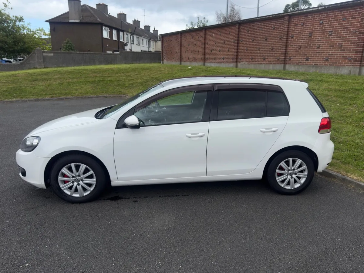 *New Nct *2011 Volkswagen Golf 1.2 Auto - Image 3