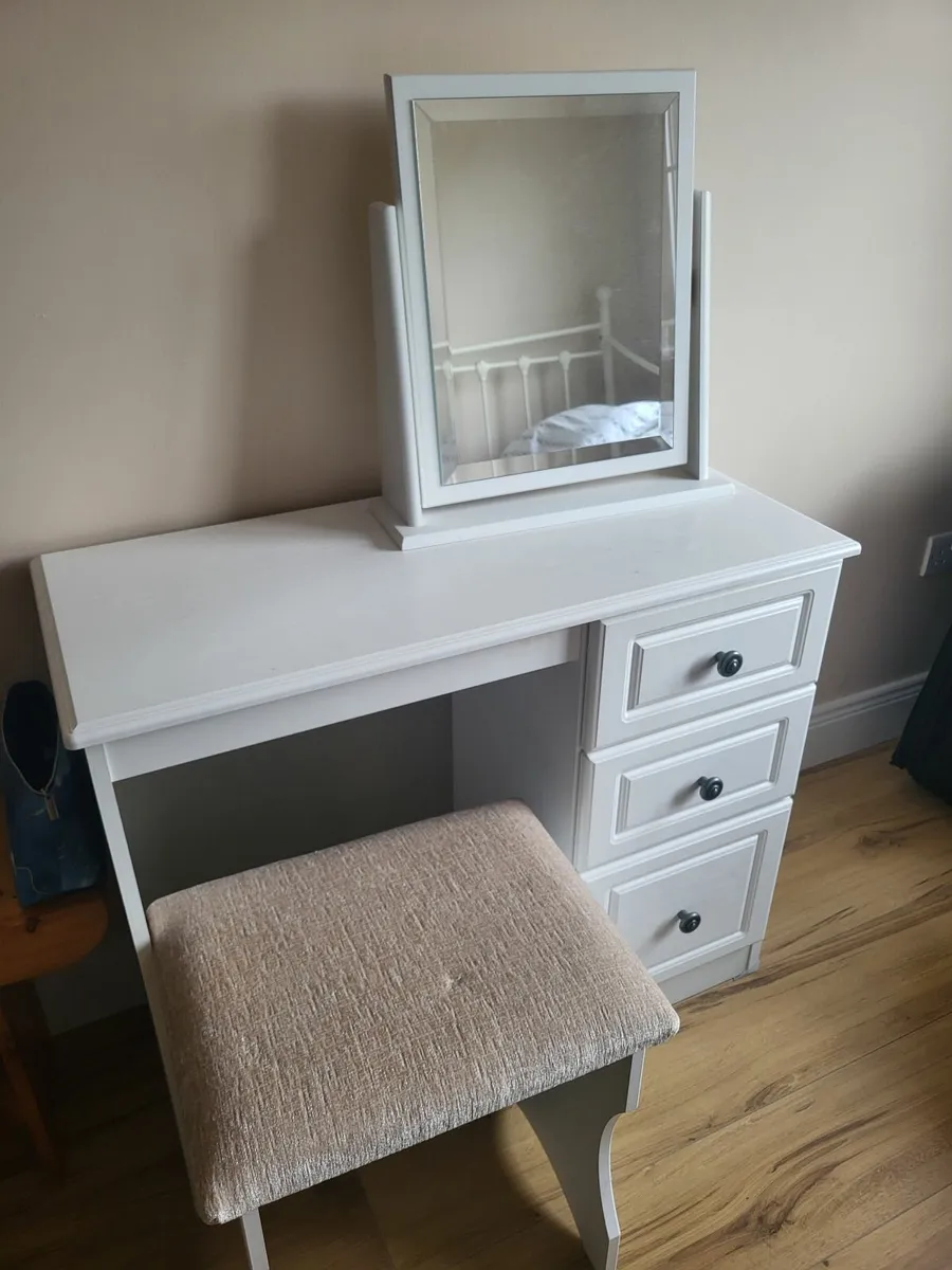Vanity table with mirror and seat