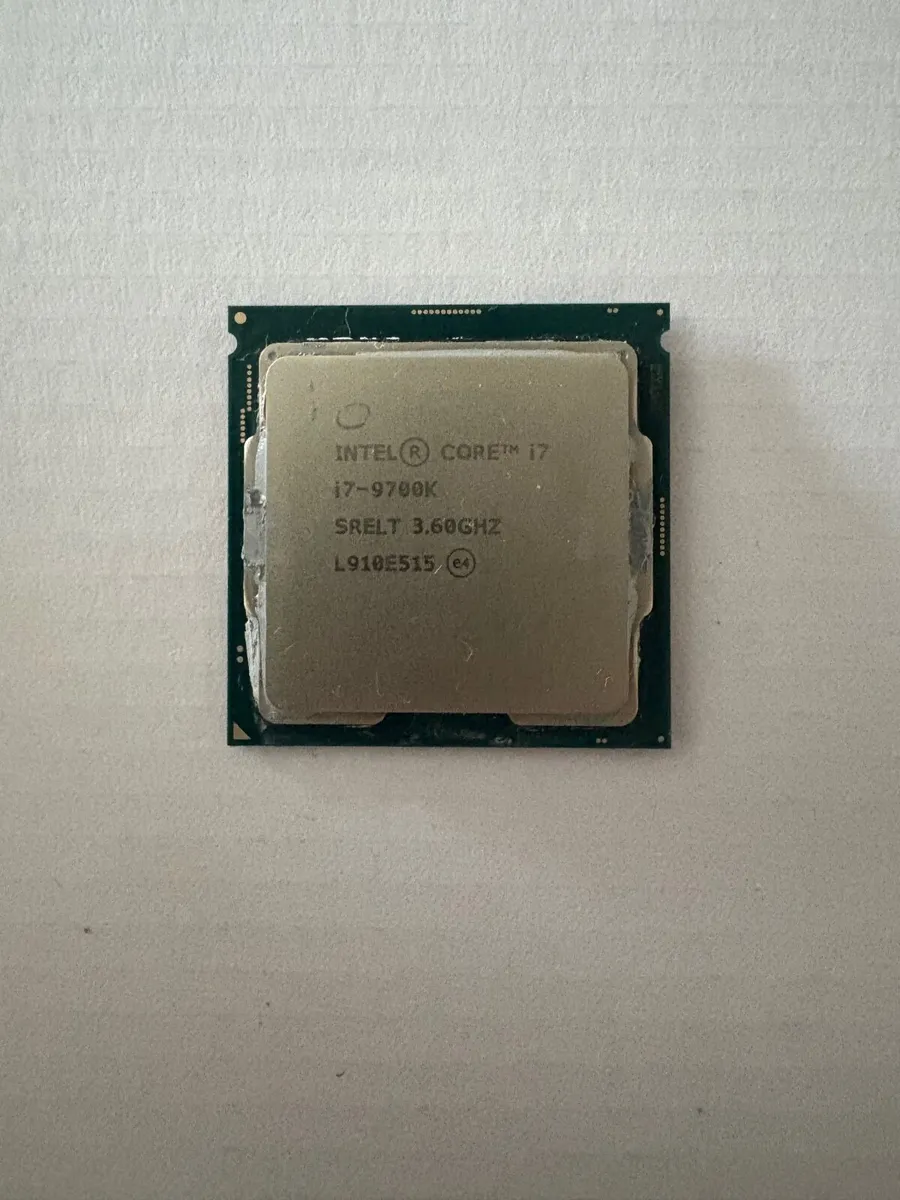 I7 9700k - GTX 1070 TI - ASUS Strix Motherboard - Image 1