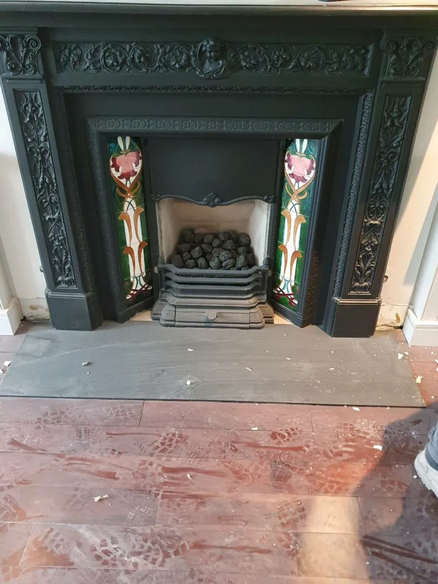 Fire place - Image 1