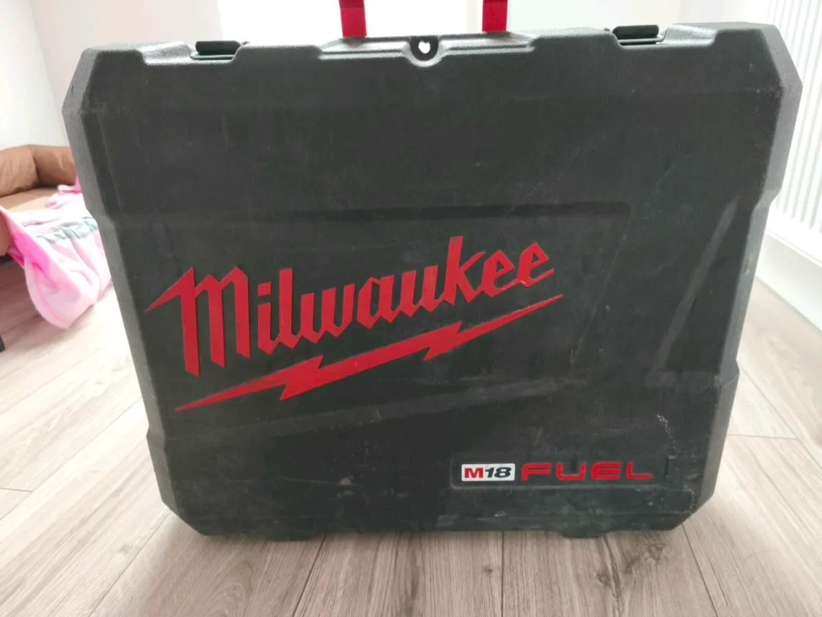 Milwaukee bansaw - Image 3