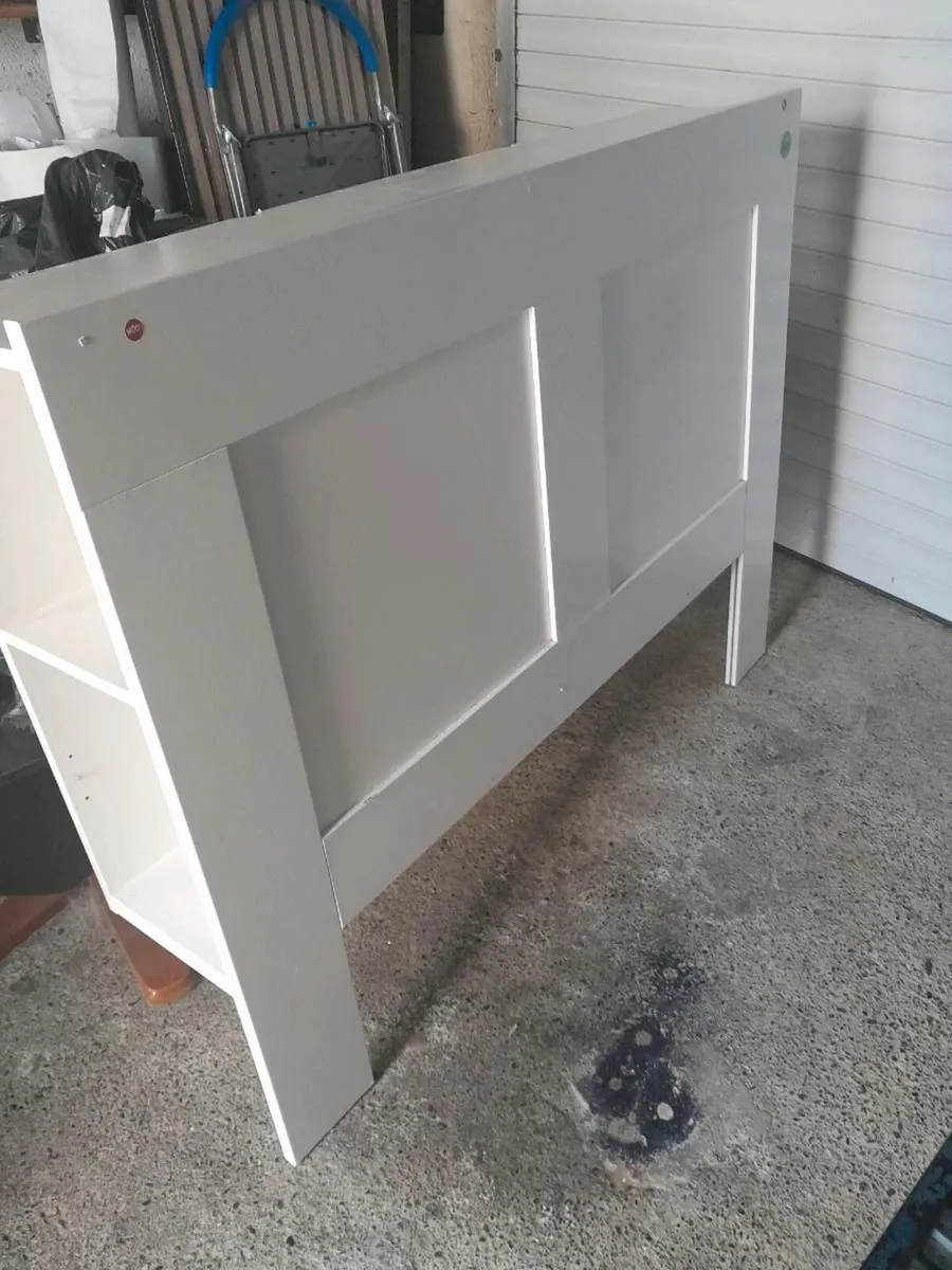 Bed head board - Image 1