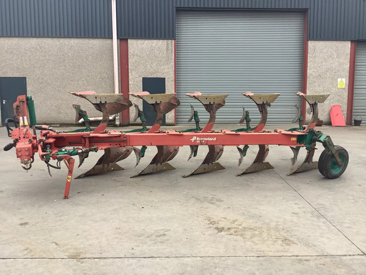 Kverneland Reversible Plough - Image 1