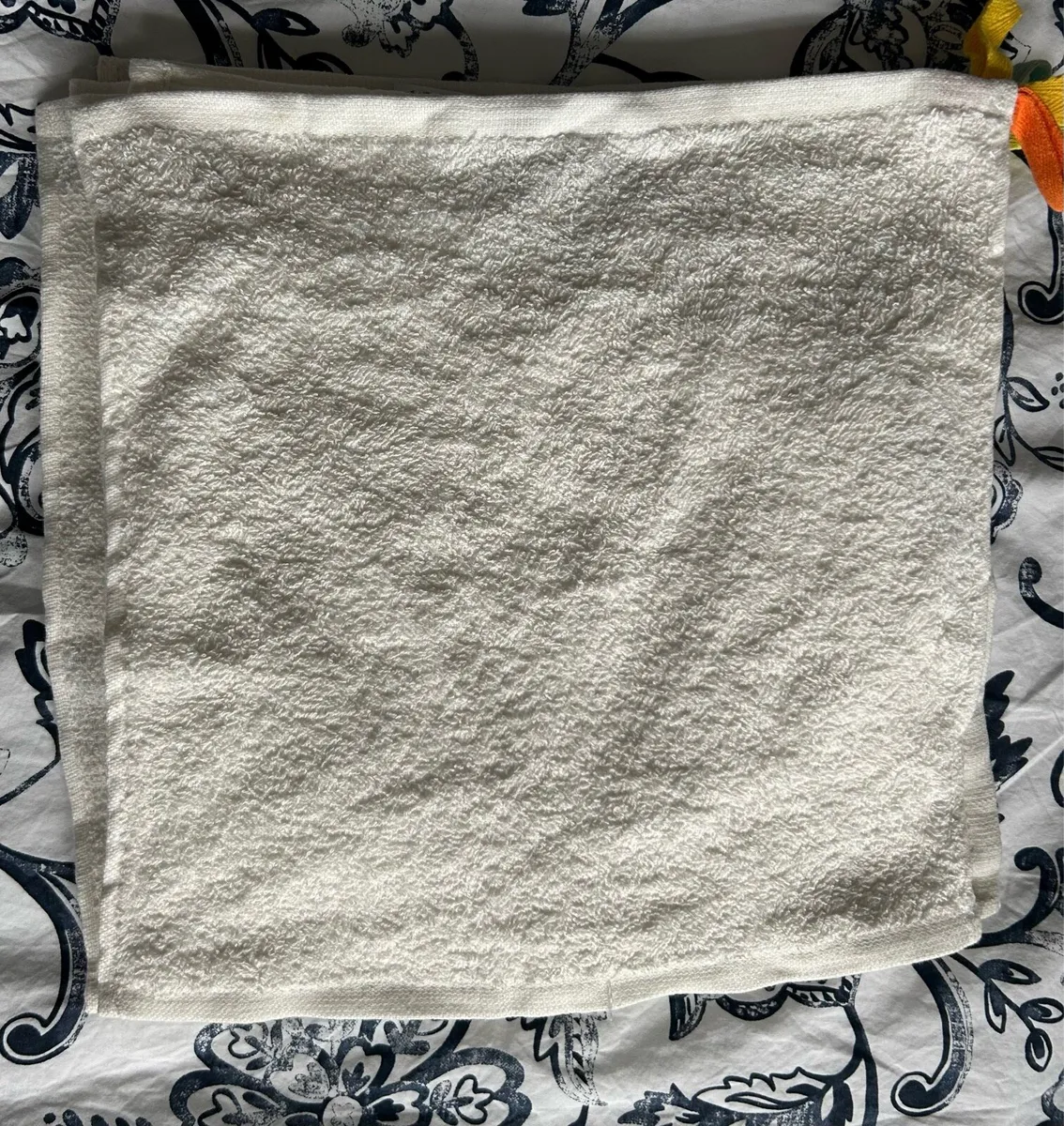 Ikea white washcloth 30x30 - Image 1