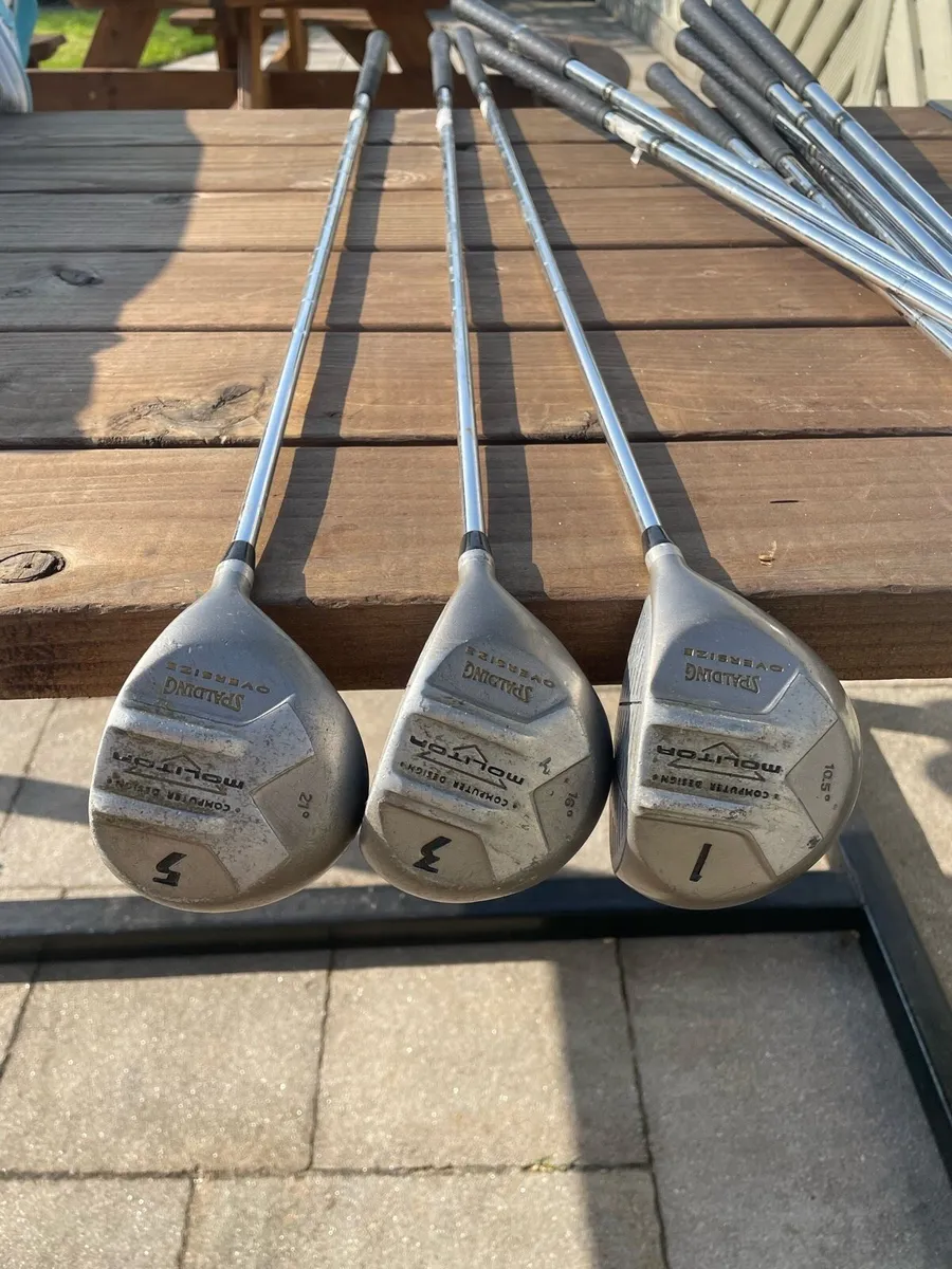 Spalding golf clubs and bag - Image 2