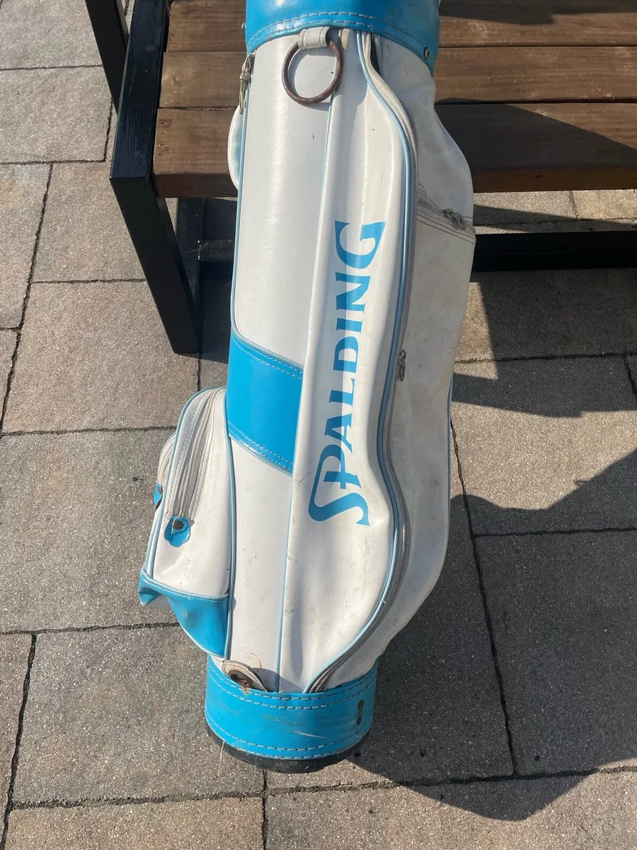 Spalding golf clubs and bag - Image 4