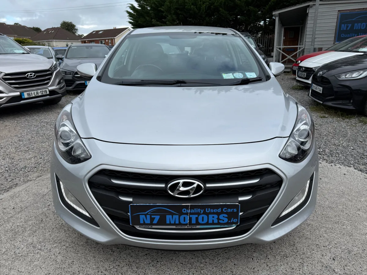 2016 Hyundai i30  1.6 DELUXE - Image 3