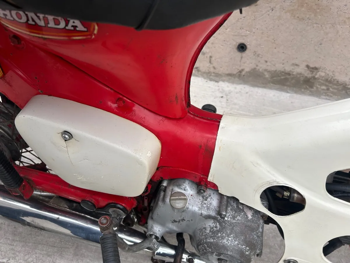 1982 Honda c70 old  brown tax  book - Image 4