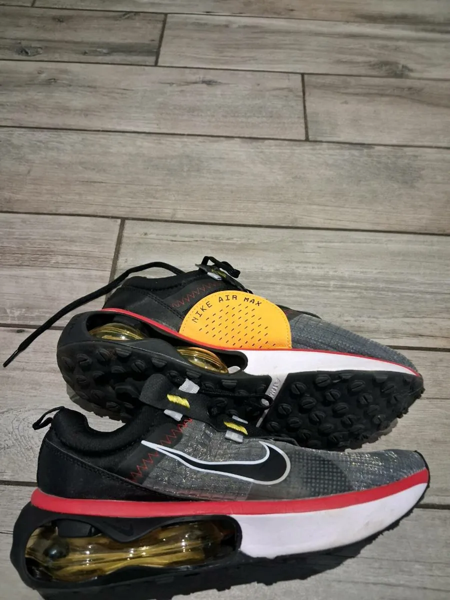 Nike Air Max - 8.5 - Image 2