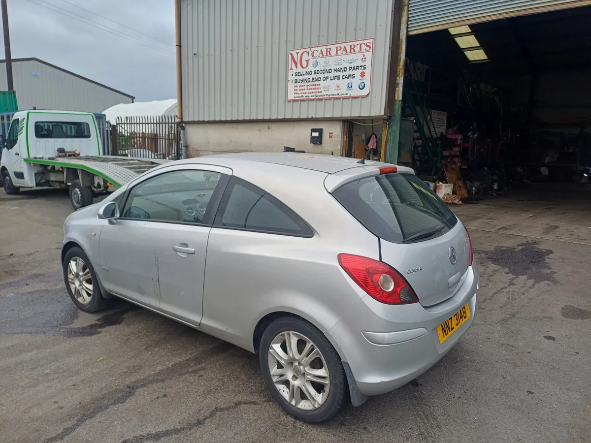 2010 VAUXHALL 1.4 petrol BREAKING - Image 3