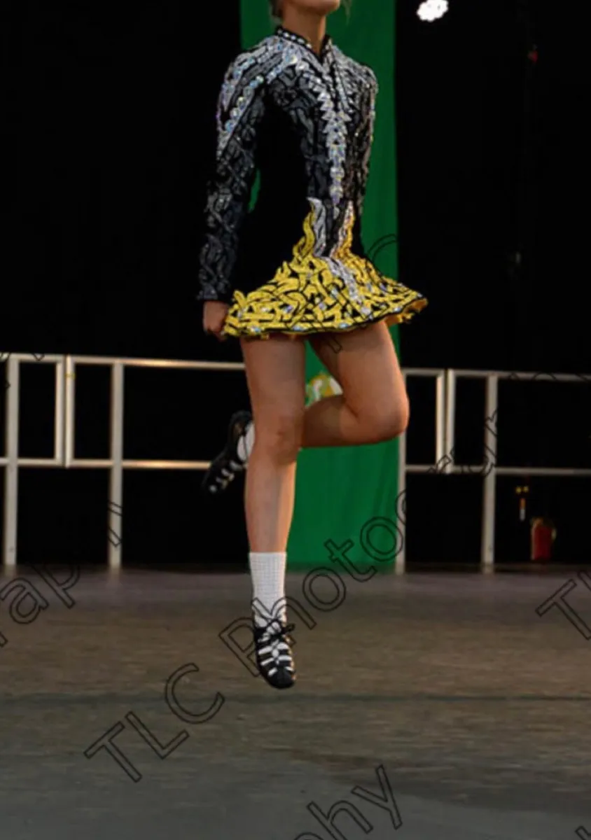 Irish dancing dress - Image 2