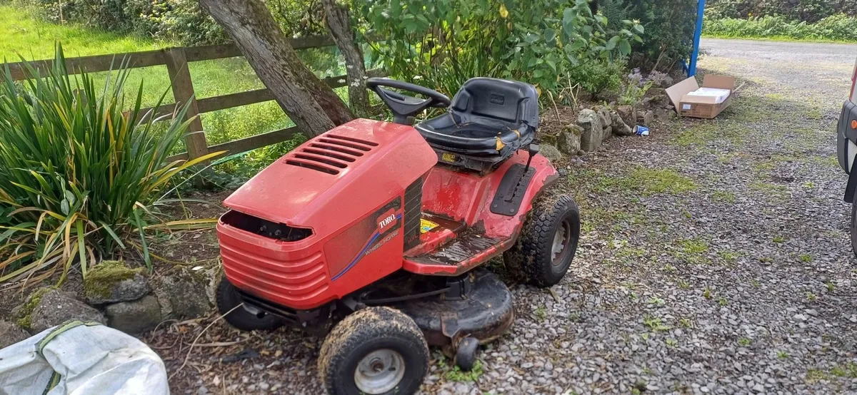 Ride on lawn mower not running - Image 1