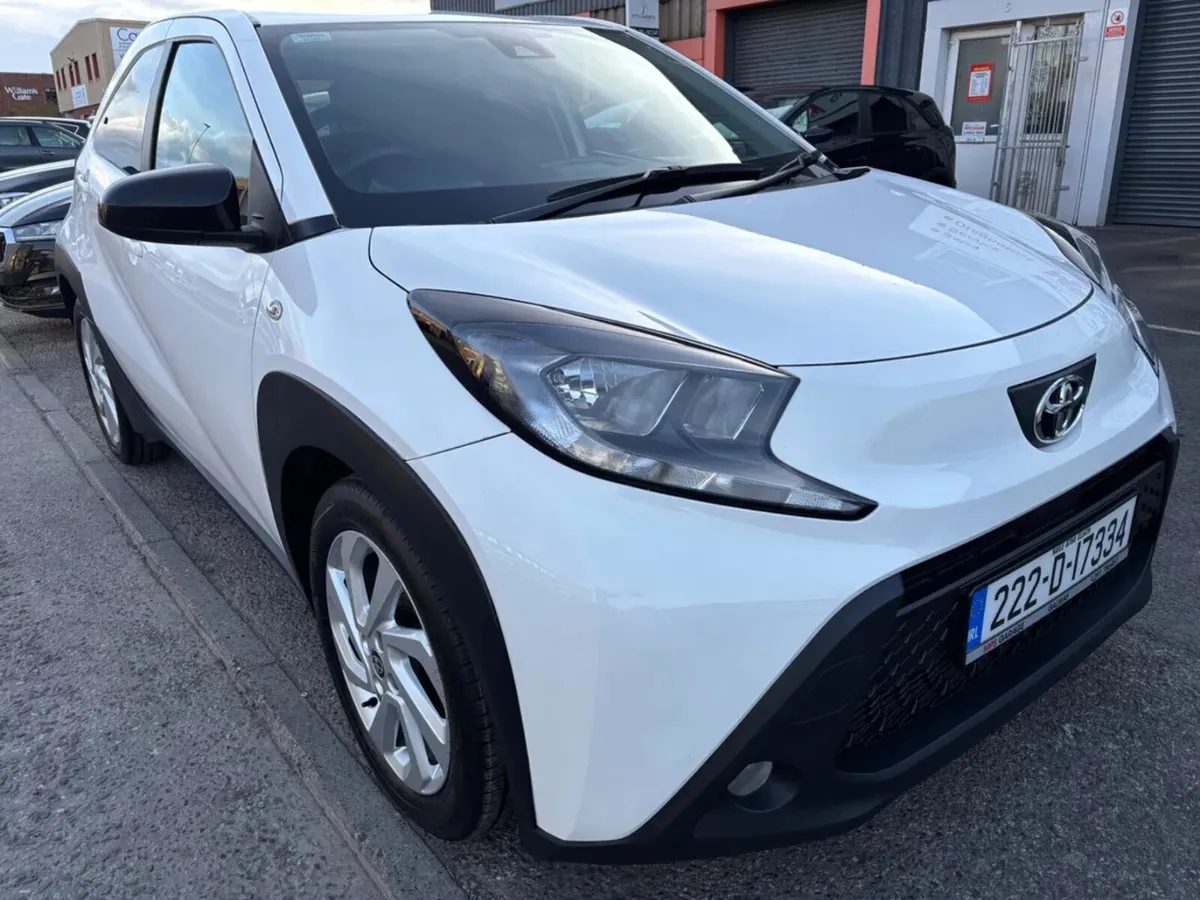2022 Toyota Aygo X 1.0 VVT-i - Image 2
