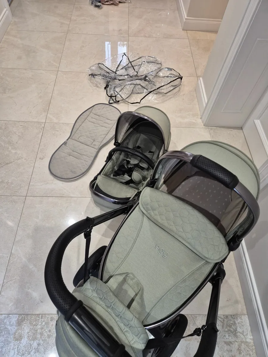 Egg 2 pram bundle seagrass - Image 2