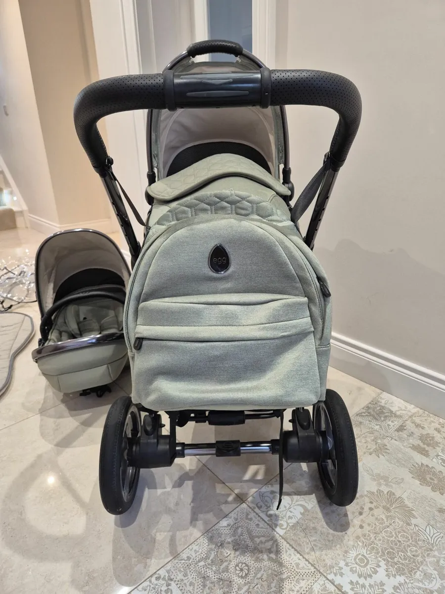 Egg 2 pram bundle seagrass - Image 3