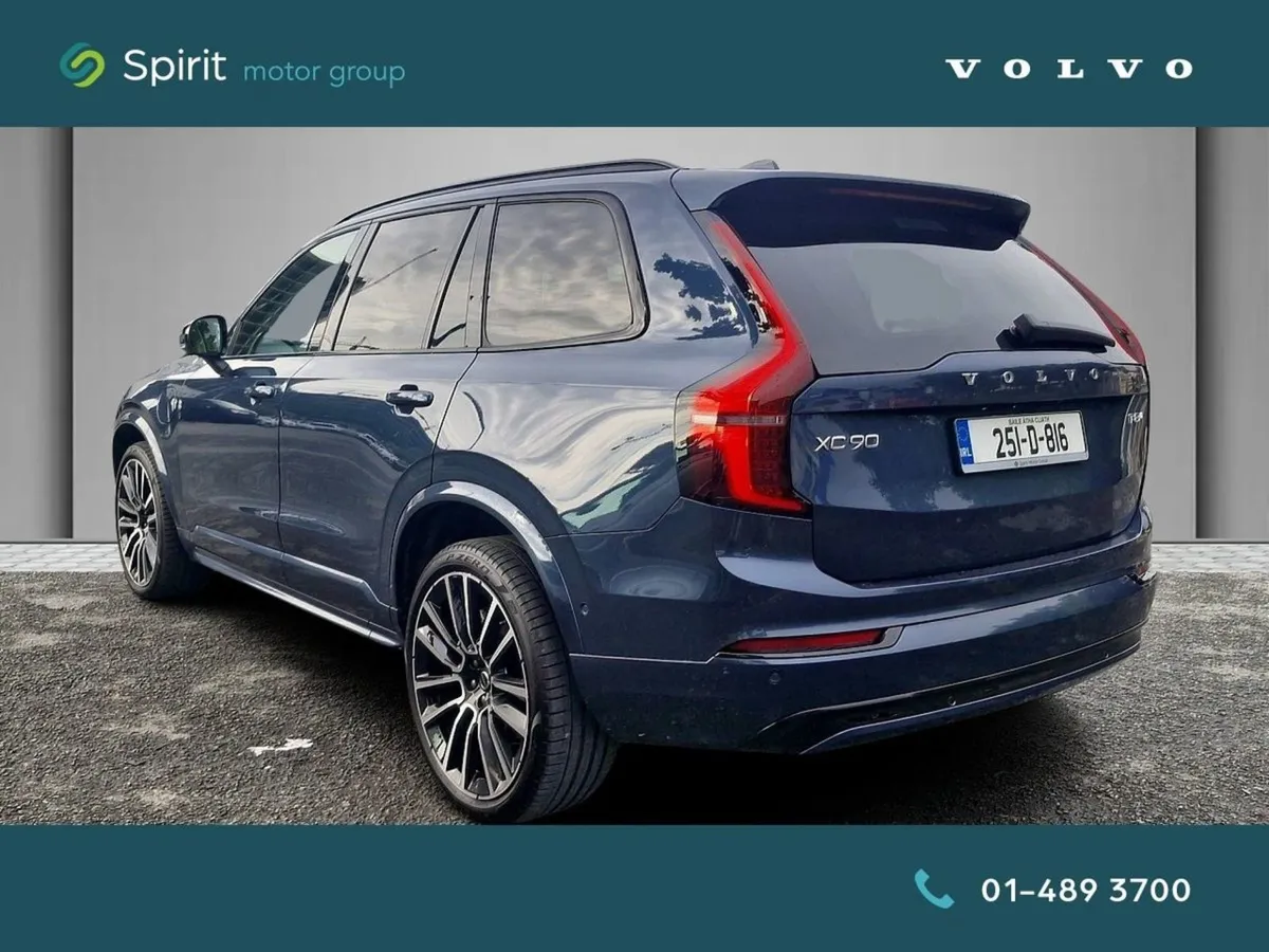 Volvo XC90 T8 Plug In Hybrid  Ultra (dark Theme) - Image 2