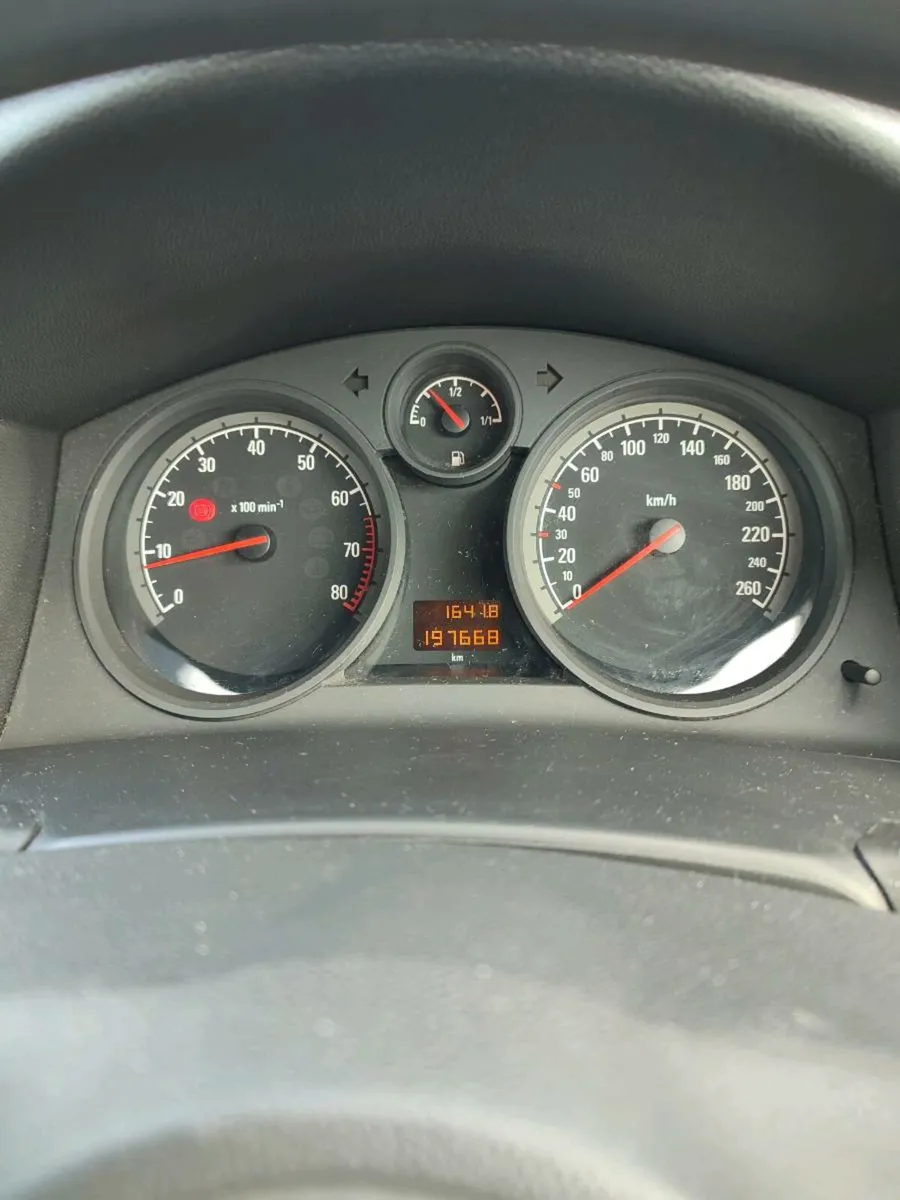 2005 Opel Astra - NCT 08/26 - Image 2