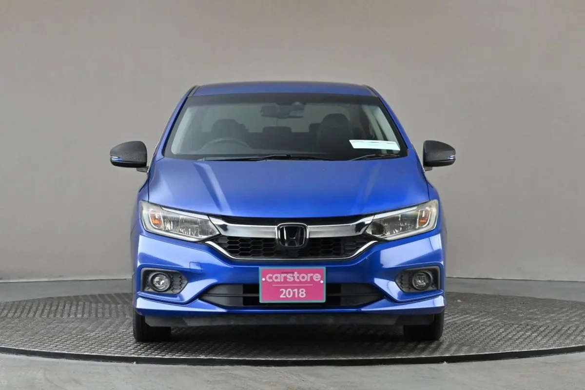 Honda Grace 1.5 Hybrid 4DR Auto  9  Android Car P - Image 2