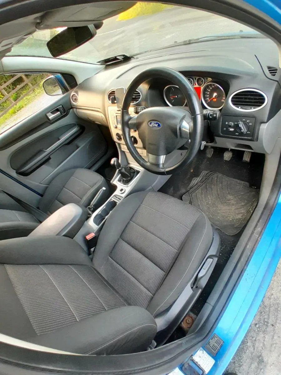 Ford Focus Sport - Image 4