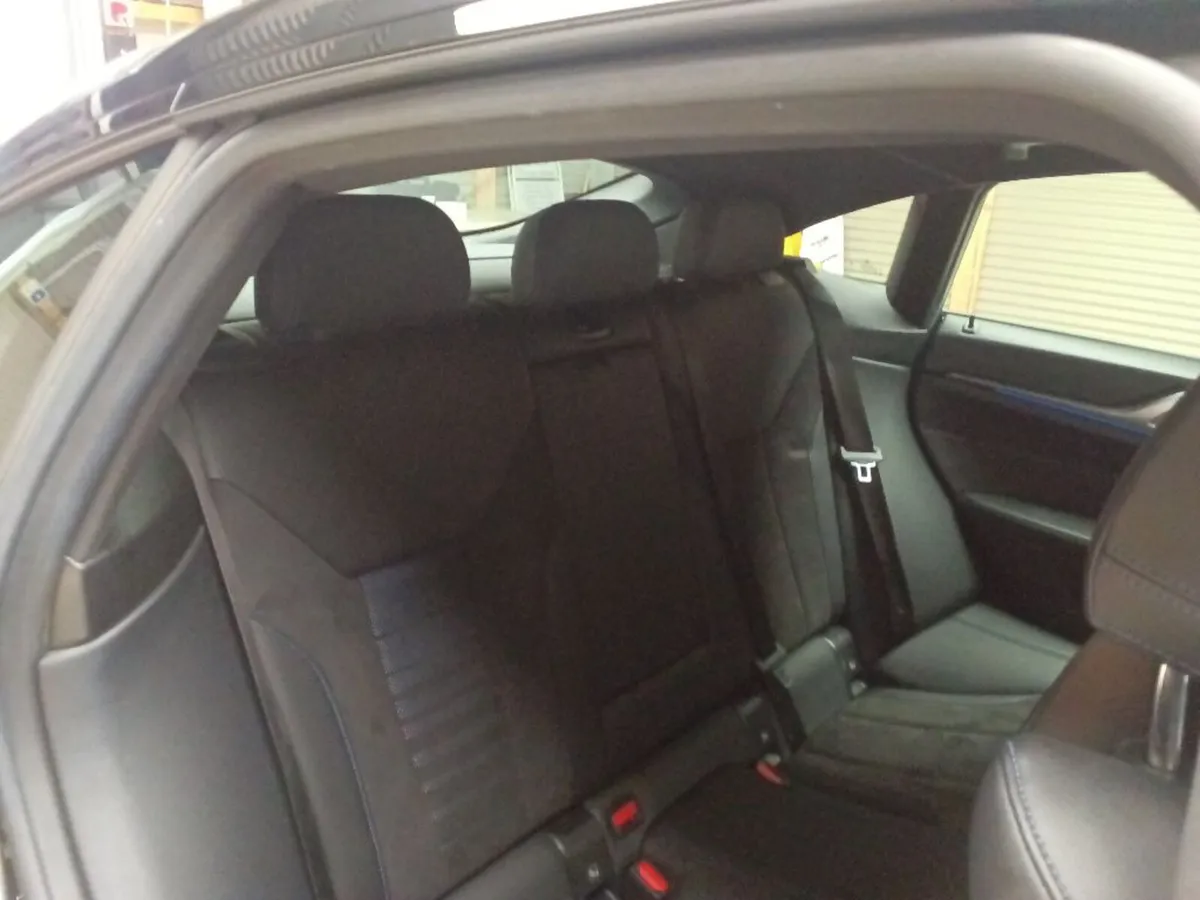 BMW I4 EDRIVE40 M SPORT 84KwH BATTERY - Image 4