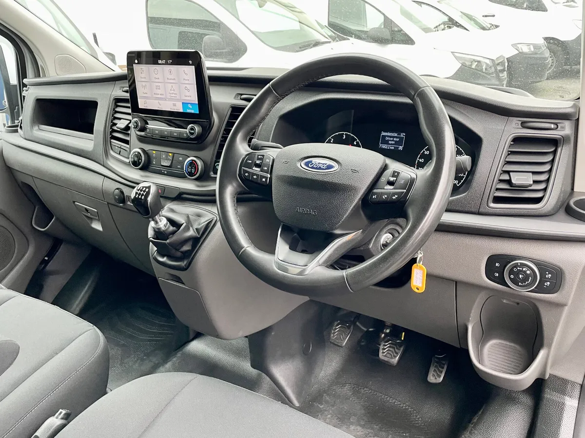 Ford Transit Custom 300L2 Trend 2.0TDCI 130PS,2023 - Image 3