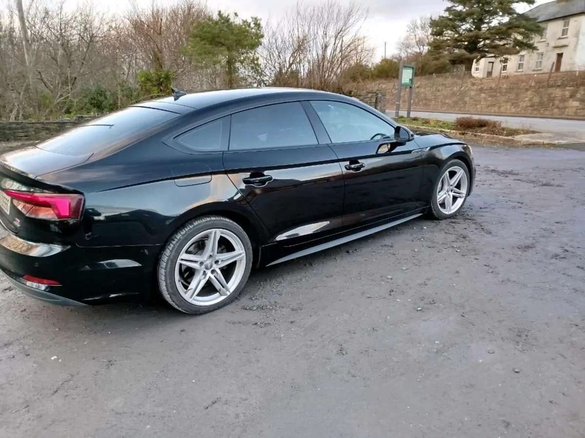 Audi A5 - Image 2