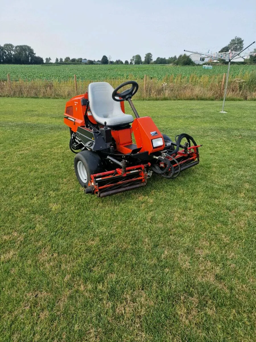 Jacobsen lawnmower 775 hours! - Image 2