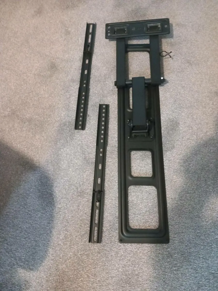 Deltaco hinged arm TV bracket - Image 3