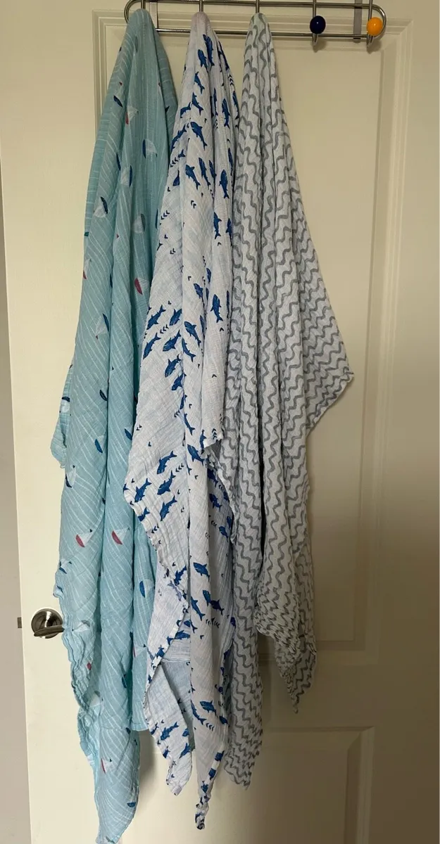 Aden & Anais muslin swaddle blanket - Image 1