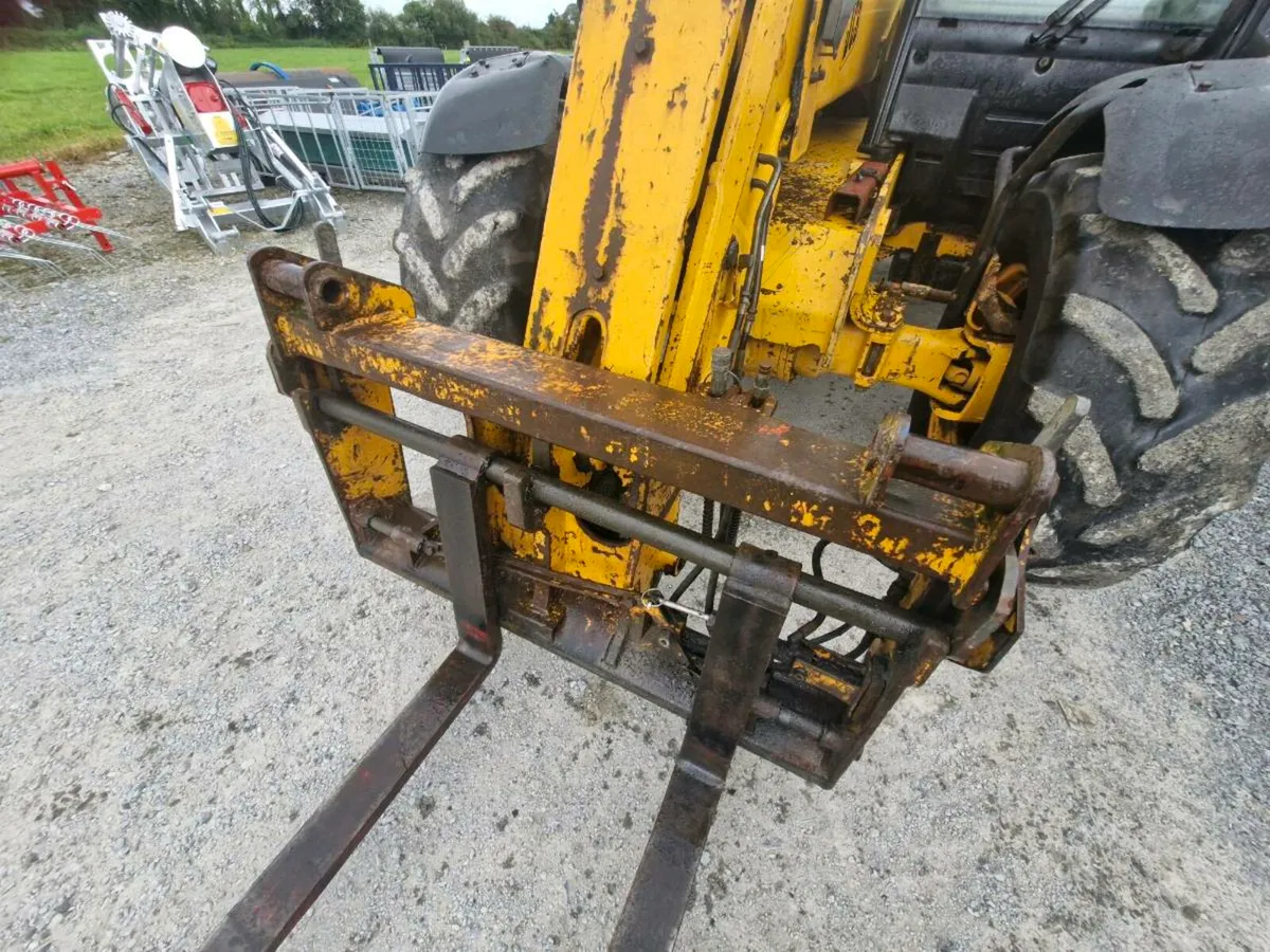 JCB 530 70 Agri Special Telehandler - Image 4