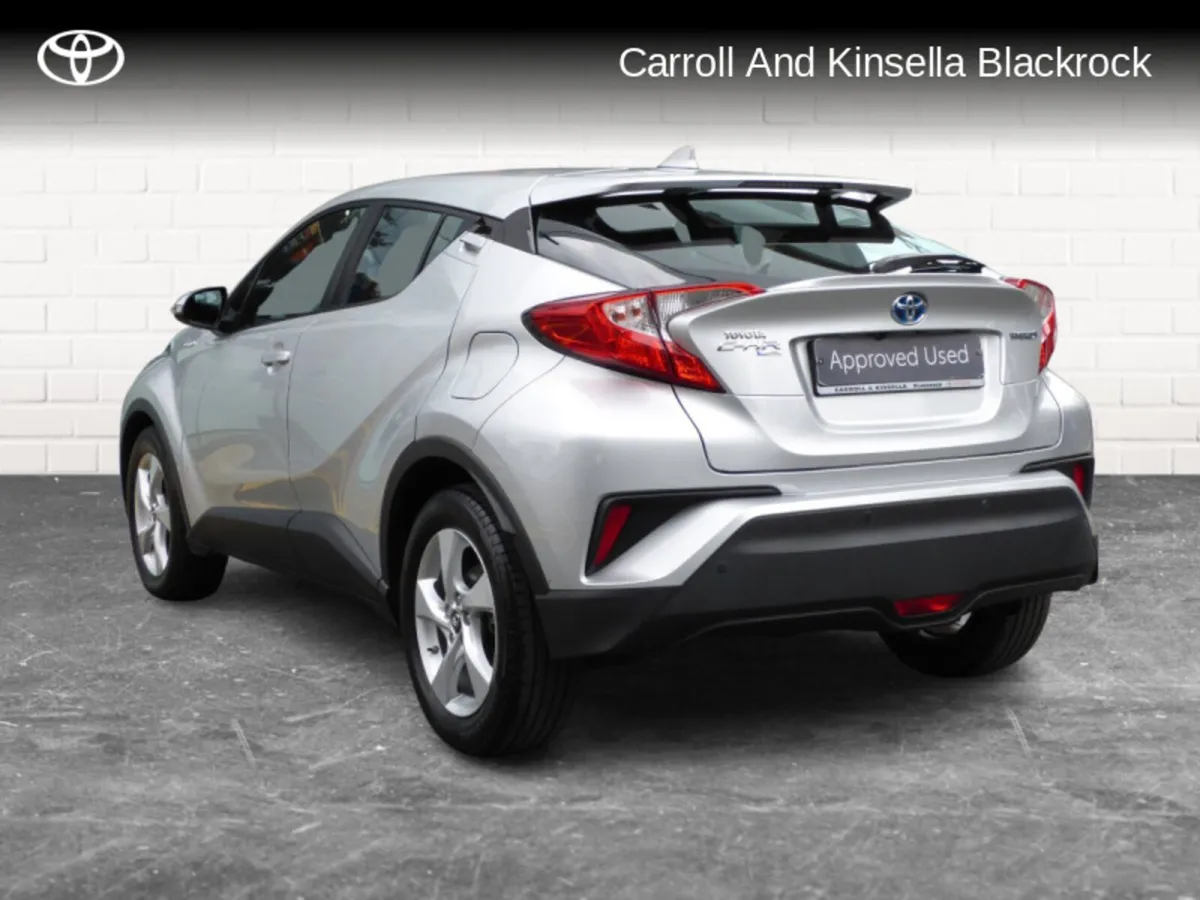 Toyota C-HR Hybrid Luna - Image 2