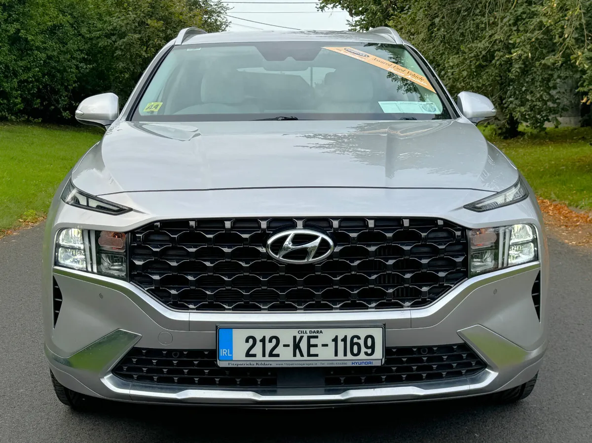 4WD Santa Fe 1.6 PHEV Executive Plus PHEV- 2021 - Image 2