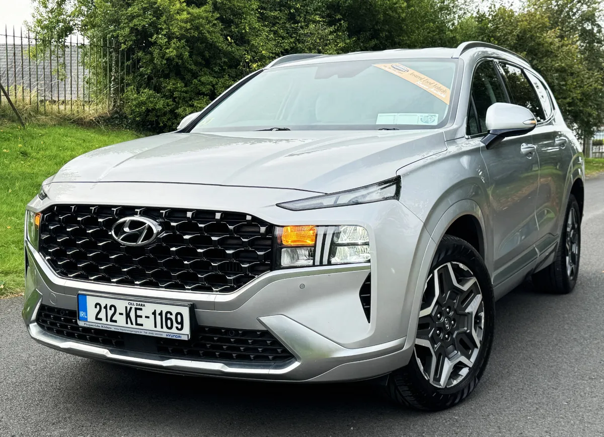 4WD Santa Fe 1.6 PHEV Executive Plus PHEV- 2021 - Image 3
