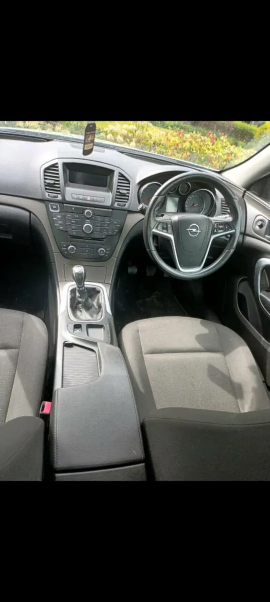 Car - Image 4