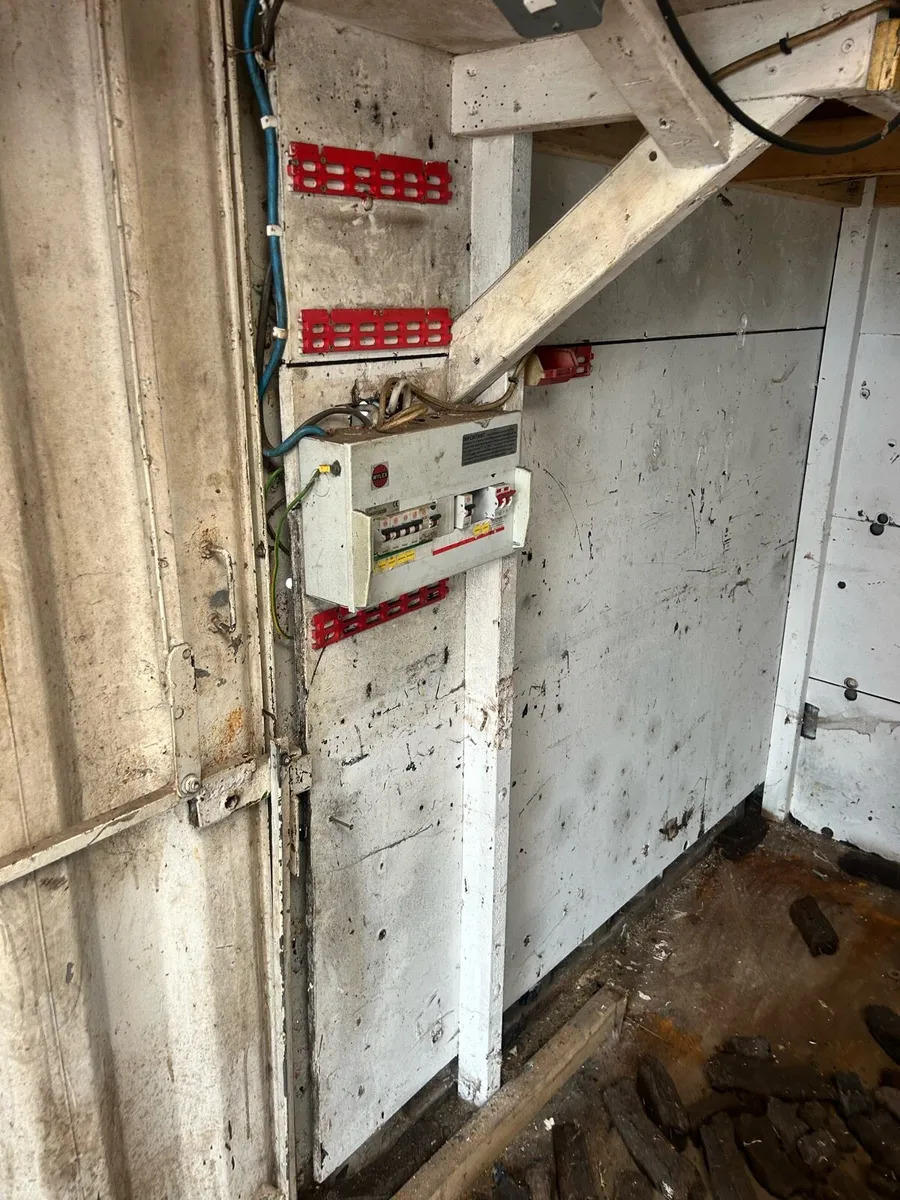 Workshop container - Image 3