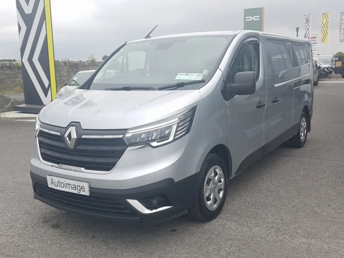 Renault Trafic 130 LWB EX VAT Price Displayed - Image 3
