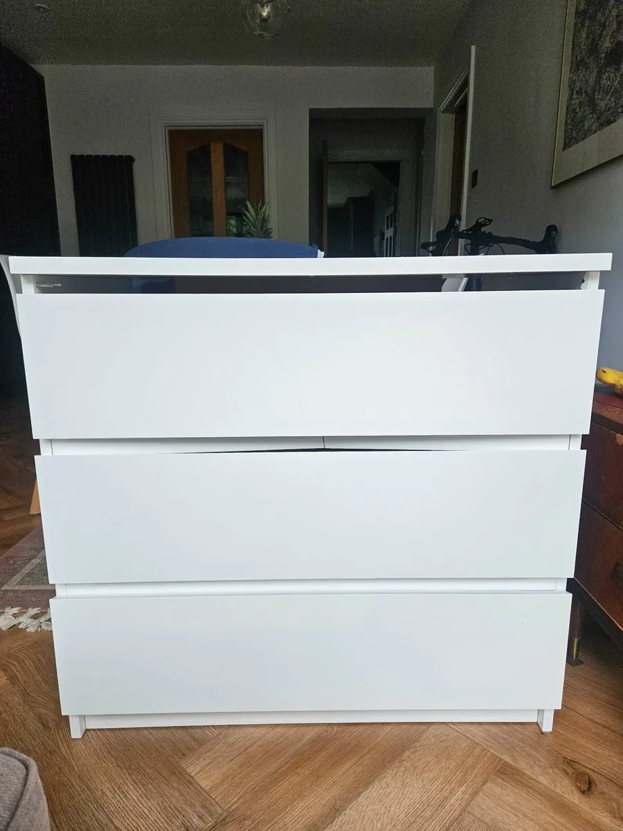 Ikea chest of drawers FREE